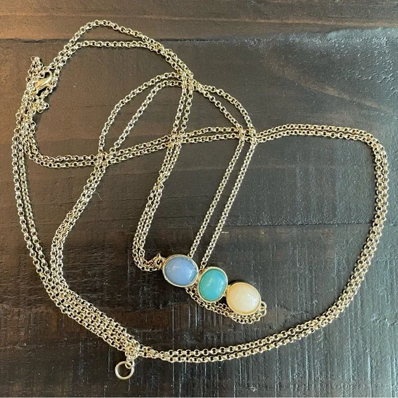 Banana Republic Necklace - Picture 4 of 4